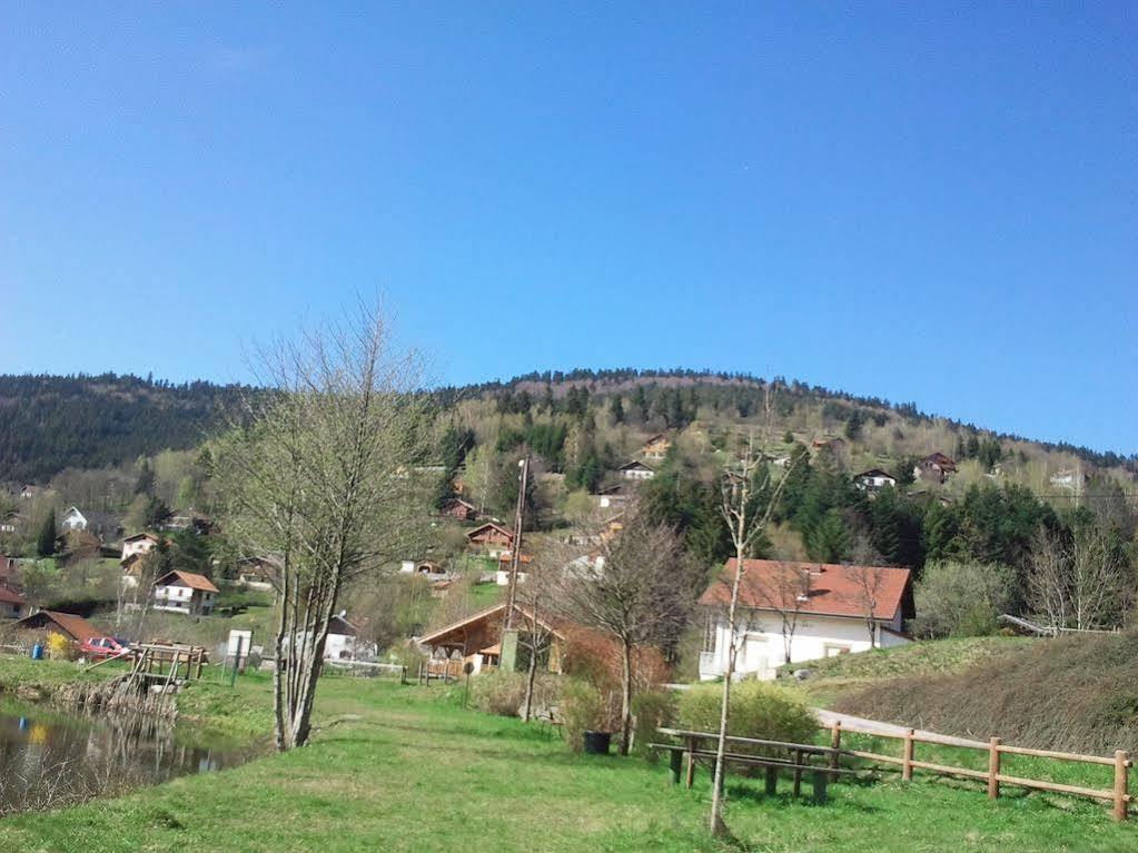 Hotel Les Bruyeres Ventron Buitenkant foto