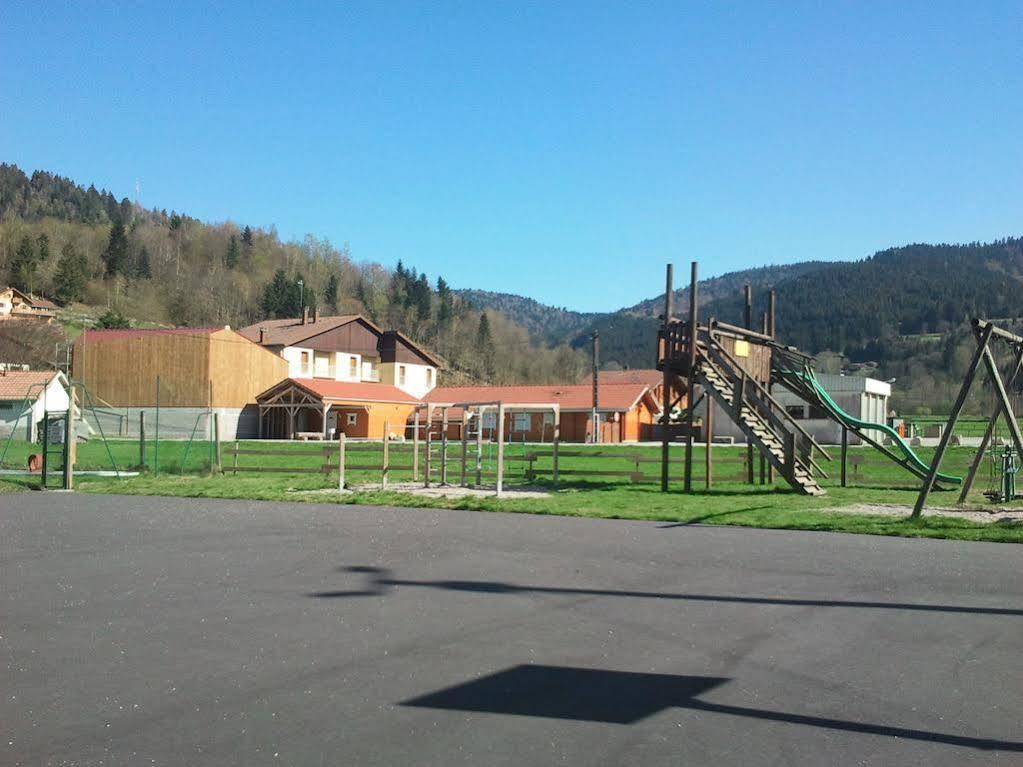 Hotel Les Bruyeres Ventron Buitenkant foto